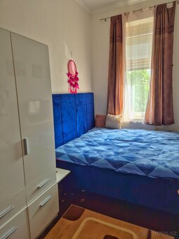 Prodej bytu 3+1 v centru KV - 6