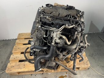 Kompletní motor 2,0 TDI CAGB Audi A4 B8 - 6
