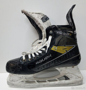 Brusle Bauer Supreme 3S PRO SR 9 - 6