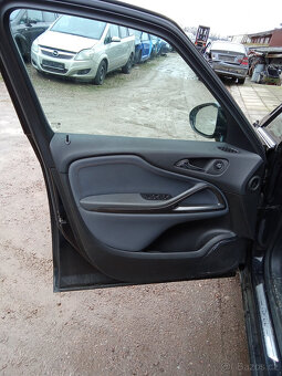 Opel Zafira C 2,0 CDTi 2,0 121kw - náhradní díly - 6