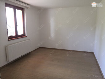 Zrekonstruovaný byt 2+1 s parkovácím stáním - 6