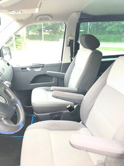 VW Multivan T5 2.5Tdi 96Kw Rok výroby 2008 - 6