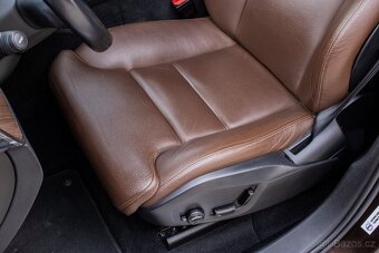 Volvo XC60 D5 Inscription 4x4 / AJ NA SPLÁTKY - 6