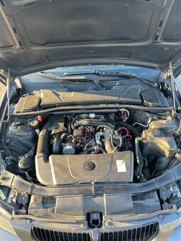 BMW E91 320d 120kw - 6