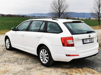 Škoda Octavia 1,6 TDi kombi kamera navi rozvody - 6