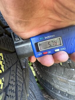 Zimní sada pneu 225/50 R18 - nexen - 6