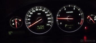 Volvo XC70 4x4 2.4D5 136kw - 6