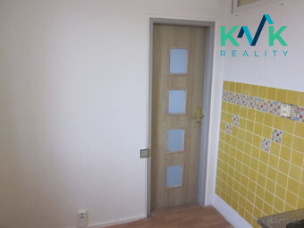 Pronájem bytu 2 +1, v OV, panel, 56 m2, Rotava ( okr. Sokolo - 6