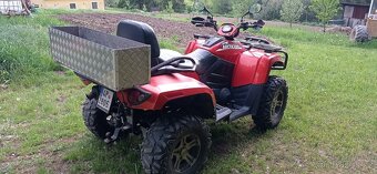 Arctic Cat 700ccm - 6