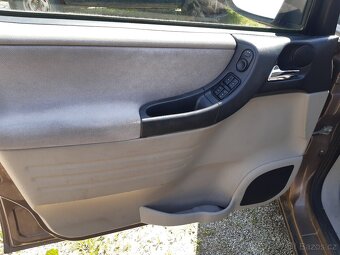 Opel Zafira 1,8 16V 85kW AUTOMAT 2004 ELEG - DILY - 6