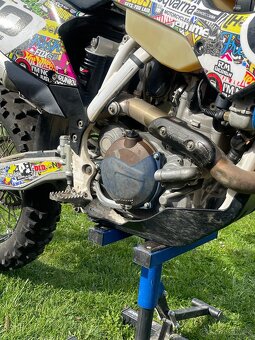 HUSQVARNA FE 450 - 6