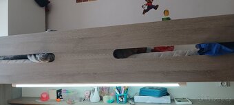 Patrova postel se stolem - 6