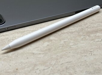 Apple Pencil (USB-C) - 6