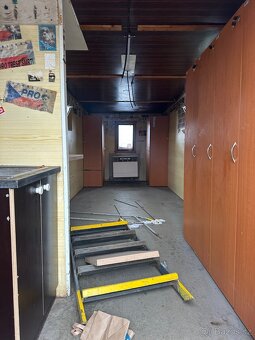 4x maringotka Kovopodnik Praha UP3 - 6