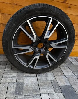 VOLVO V90 R-DESIGN D5 AWD, PANO, 173 kW, 2017 + ZIMNÍ KOLA - 6