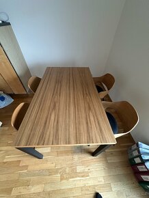 Jídelní stůl + židle - 6