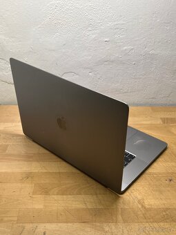 MacBook Pro 16” 2019 CTO/16GB RAM/I7/512GB SSD/ Záruka - 6