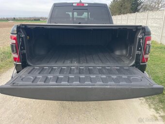 Ram 1500 Limited 2022 najeto 8 000km - 6