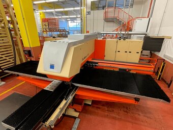 Laserový-vysekávací stroj TRUMPF Trumatic 3000L - 6