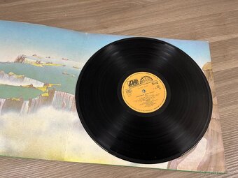 LP YES - NA SAMÉM KRAJI ÚTESU - 6