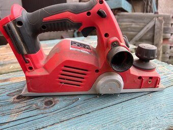 Milwaukee M18 BP - 6