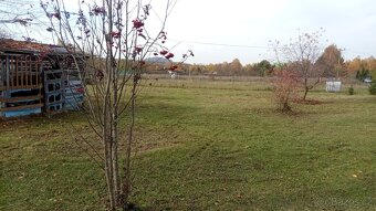 1 hod od Prahy - stavební pozemek 923 m2 - 6