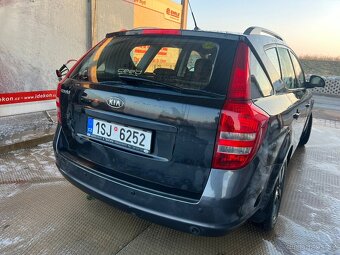 Kia Ceed 1.4i 80 KW. Rok 2010. Tempomat. Klima - 6