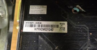 PC na opravu či díly - 6