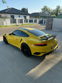 Porsche 911 (991.2)turbo s - 6