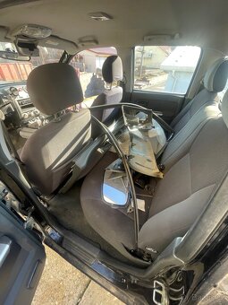 Isuzu D-Max (dily,celek) - 6