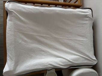 SNIGLAR Přebalovací stůl, IKEA, buk 72x53 cm - 6
