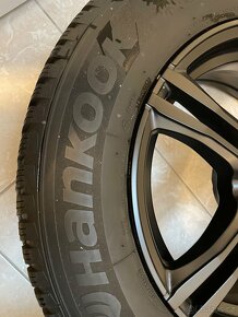 215/65R16 98H - 6