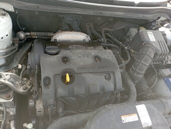 Kia ceed 1.6 i na díly - 6