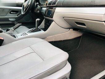 BMW ŘADA 5, E39 540I - 6