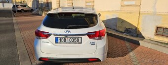 Prodám Hyundai i40 kombi - 6