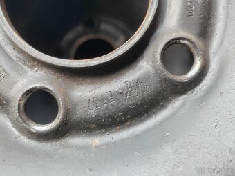 Zimní pneu 205/55 /16 na discích opel - 6