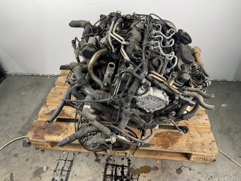 Kompletní motor 2,0 TDI CAGA Audi A4 B8 - 6