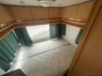 Chateau 495, 4 osoby, předstan, 100km/h - 6