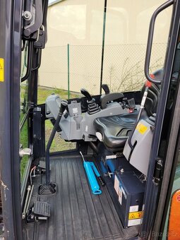 minirypadlo Kubota KX 016-4 - 6
