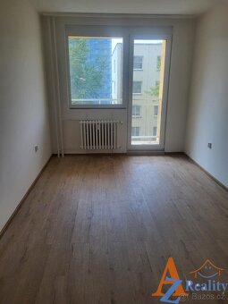 Nabízíme pronájem prostorné bytové jednotky 1+1, OV, V Sídli - 6