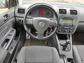 Volkswagen golf 1.6 hatchback 75kW 2004 - 6