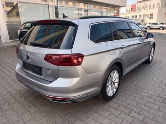 VW Passat B8 GTE Variant 1.4eTSI 160kW DSG 109tkm Matrix ACC - 6