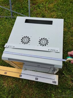 Závěsný rack 9U - 6
