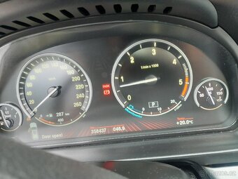 BMW 525D 2012 - 6
