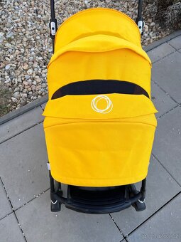 Bugaboo Bee6 All Black se žlutou prodlužovací stříškou s prů - 6