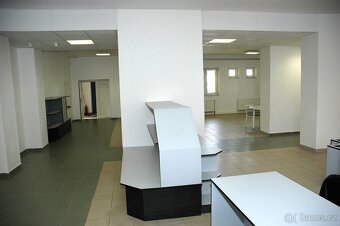 Pronájem nebytových/komerčních/kancelářských prostor - 6