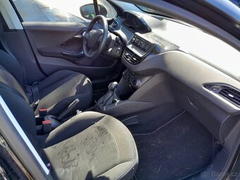 Peugeot 208 1,4 HDi - 6