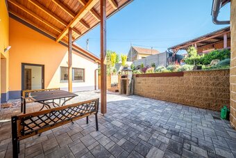 Rodinný dům 5+1 po rekonstrukci, Buchlovice, pozemek 463m2 - 6