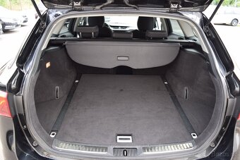 Toyota Avensis 1.8VVT-i 108kw EXECUTIVE KAMERA - 6