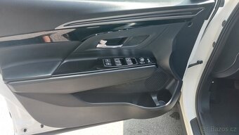 Prodám Ssangyong Korando 1.5i GDi 120kw ČR 1majitel - 6